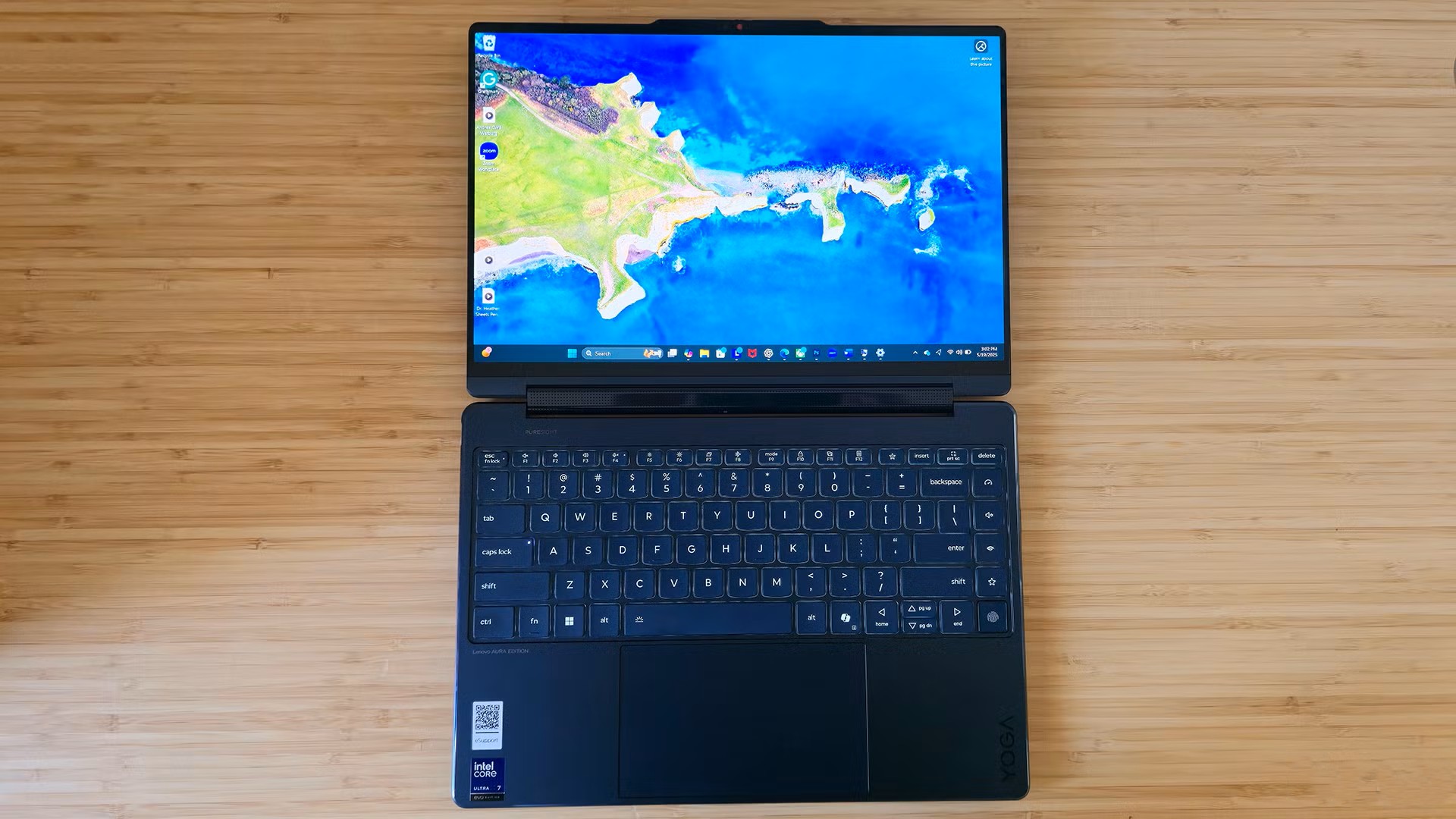 Bạn đang tìm laptop đi học cho học kỳ mới này? Hãy nên chọn một chiếc laptop 2 trong 1! 1 Ban dang tim laptop di hoc cho hoc ky moi nay Hay nen chon mot chiec laptop 2 trong 1 1