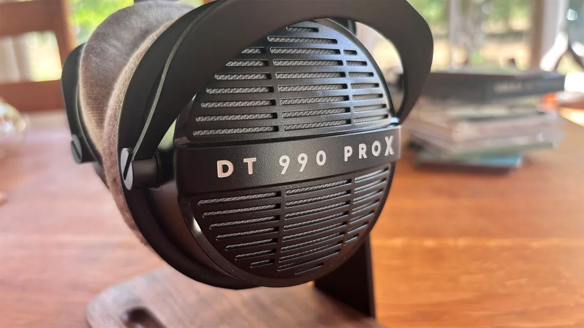 Beyerdynamic DT 990 Pro X 3