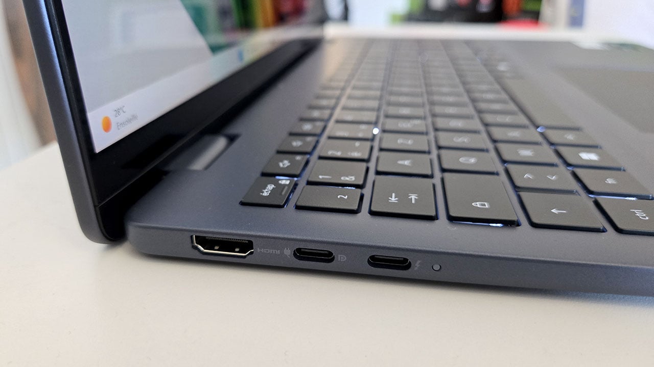 Dell 16 Plus 2 in 1 DB06250 9