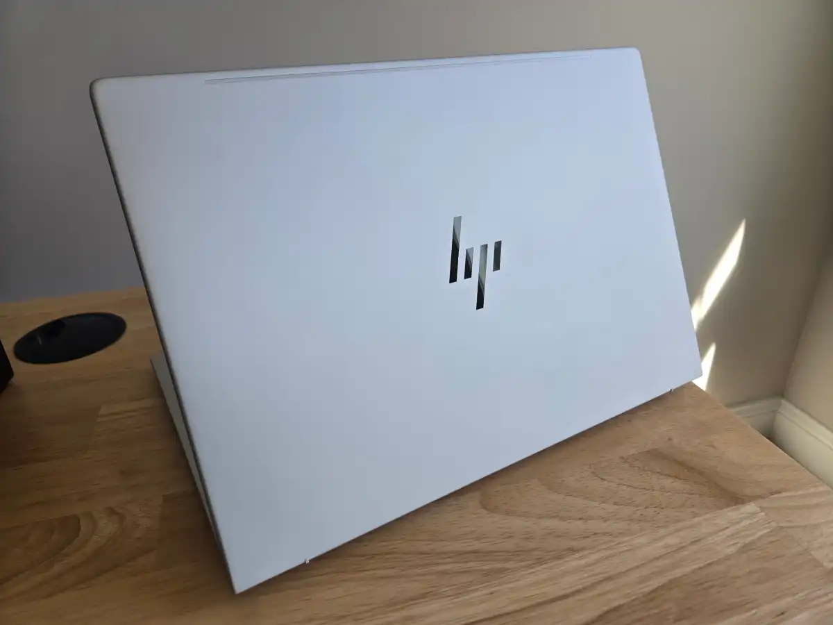 HP EliteBook 8 G1a 2