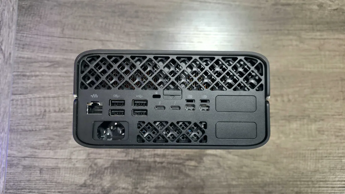 Khám phá HP Z2 Mini: Máy tính đồng hành hoàn hảo cho công việc 16 HP Z2 Mini 5