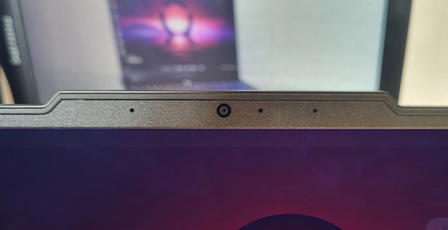 Đánh giá Lenovo Legion Pro 7 16IAX10H: Chiếc laptop gaming hoàn hảo cho game thủ và nhà sáng tạo 49 Lenovo Legion Pro 7 16IAX10H 16