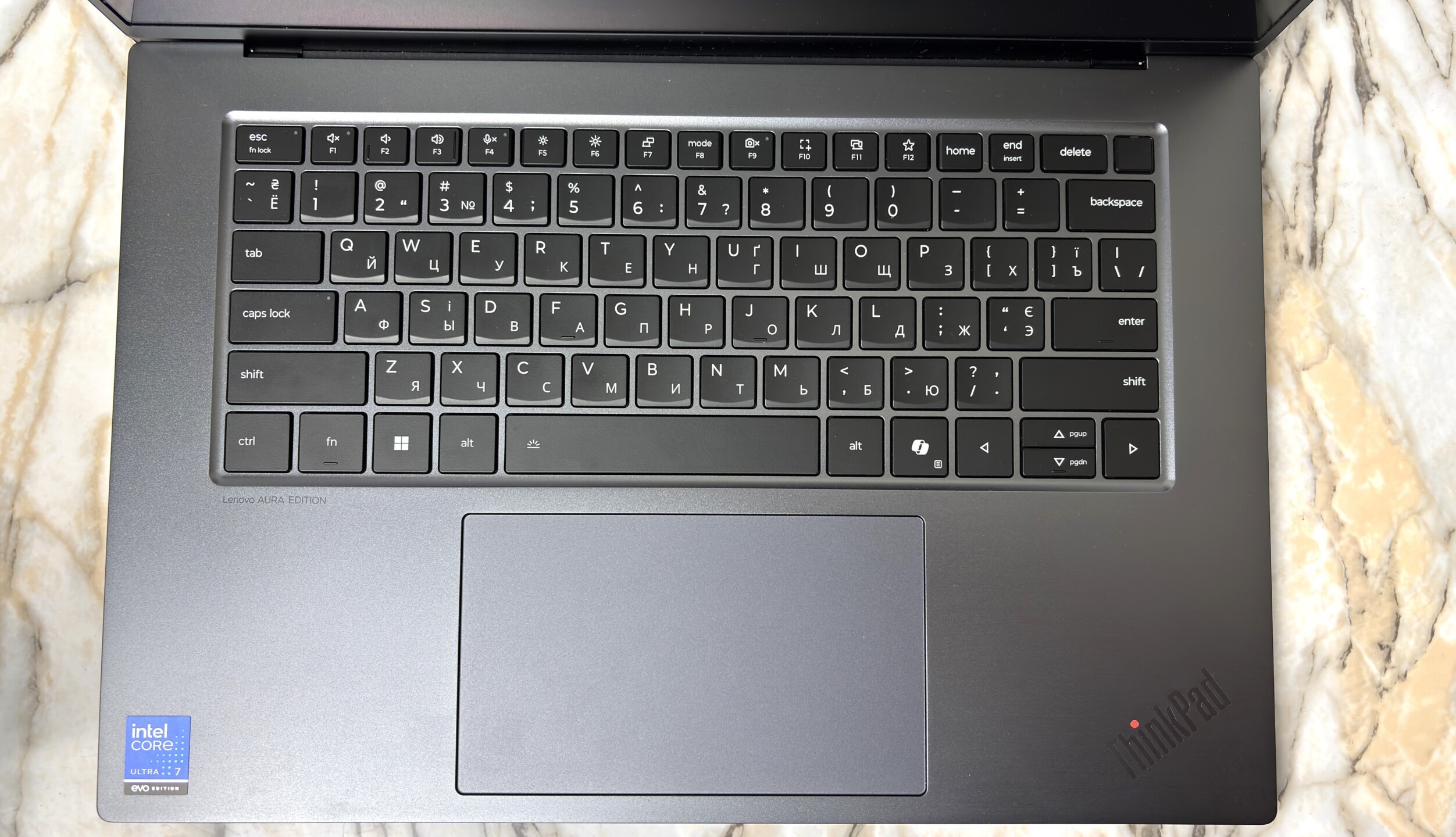 Đánh giá Lenovo ThinkPad X9 15 Aura Edition: Tinh tế, mạnh mẽ, màn hình OLED tuyệt đẹp 37 Lenovo ThinkPad X9 15 Aura Edition 24