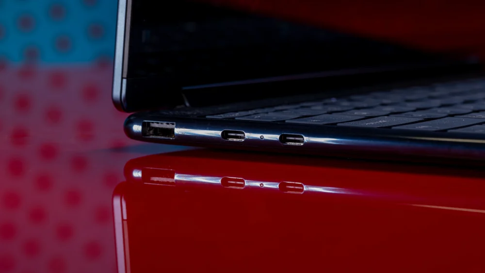 Đánh giá Lenovo Yoga 9i Gen 10 Aura Edition: Vẻ đẹp tinh tế hòa quyện cùng hiệu năng mạnh mẽ và thời lượng pin gần như vô tận. 15 Lenovo Yoga 9i Gen 10 Aura Edition 6