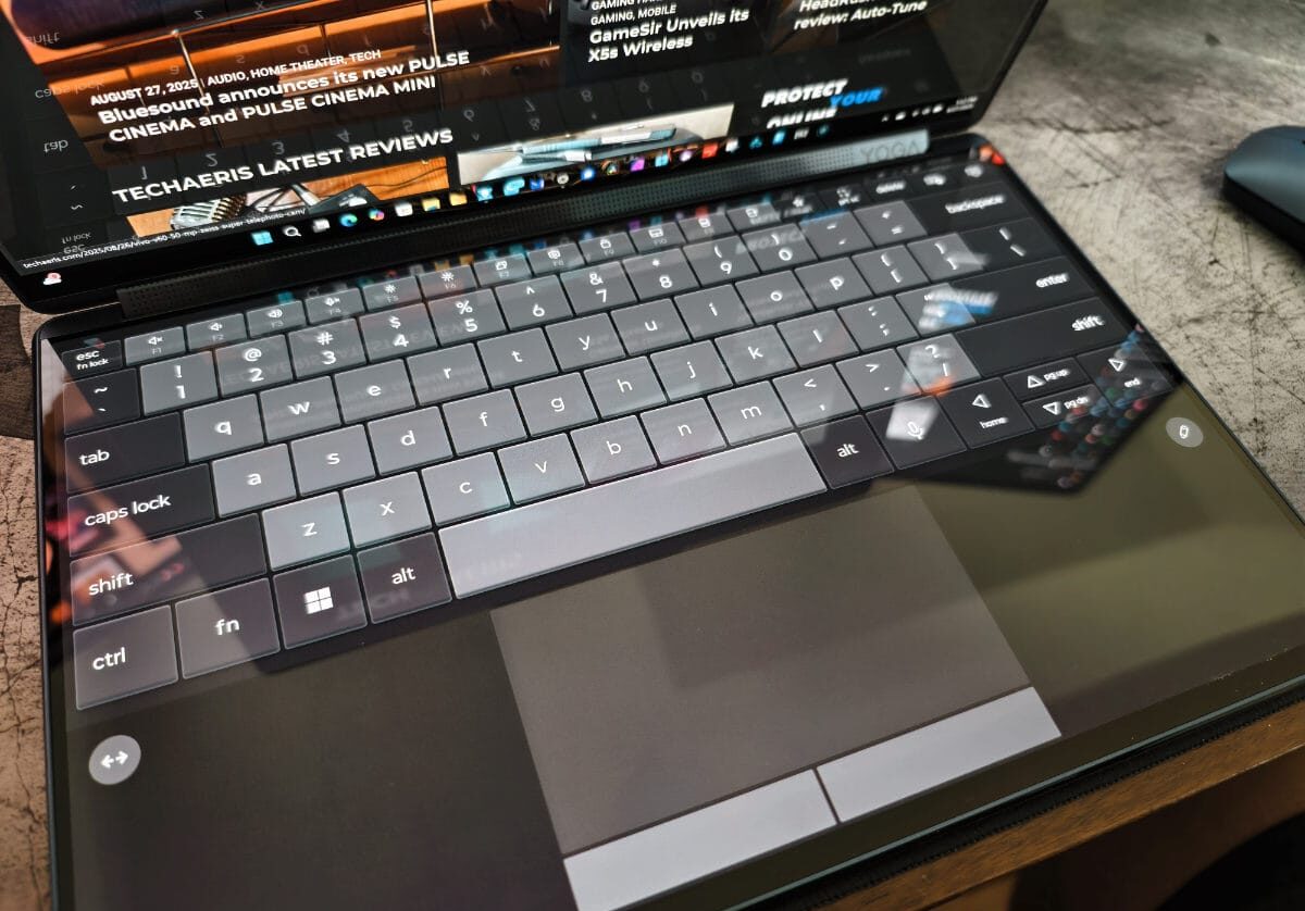 Lenovo Yoga Book 9i Dual Display 5 e1756888465833