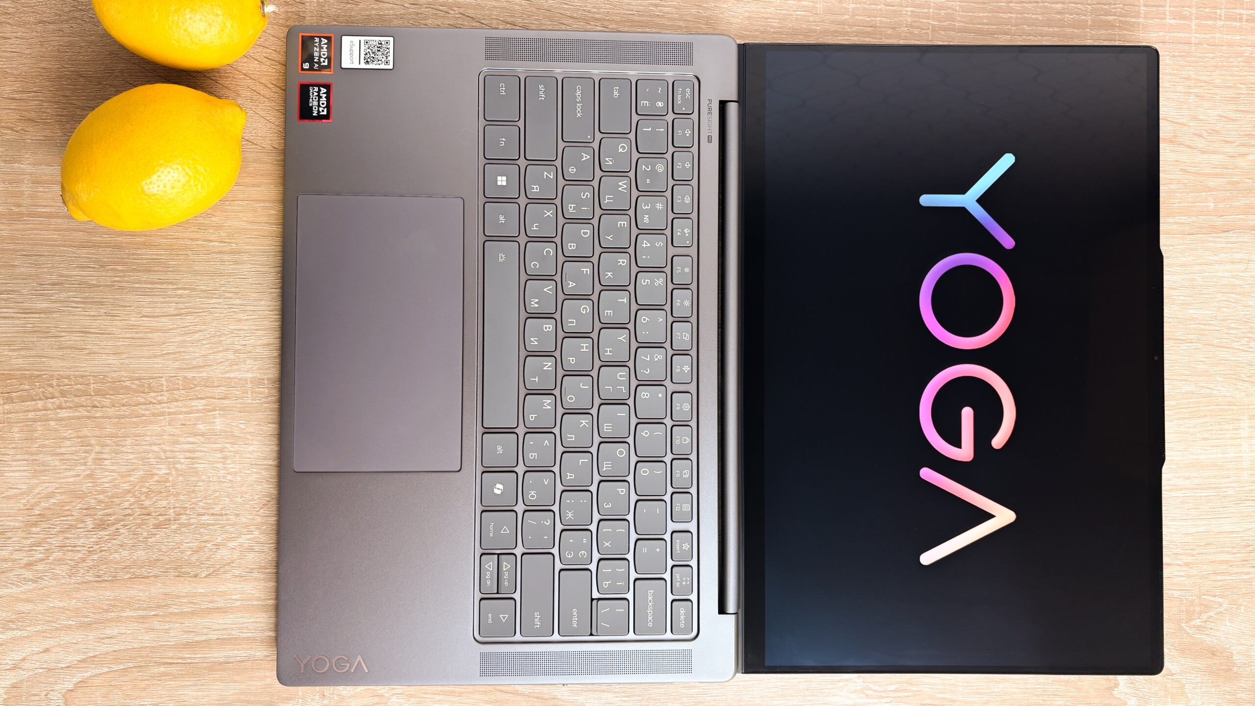 Đánh giá Lenovo Yoga Pro 7 14ASP9: Màn hình OLED 120Hz "bùng nổ" màu sắc, hiệu năng AI vượt trội 52 Lenovo Yoga Pro 7 14ASP9 33