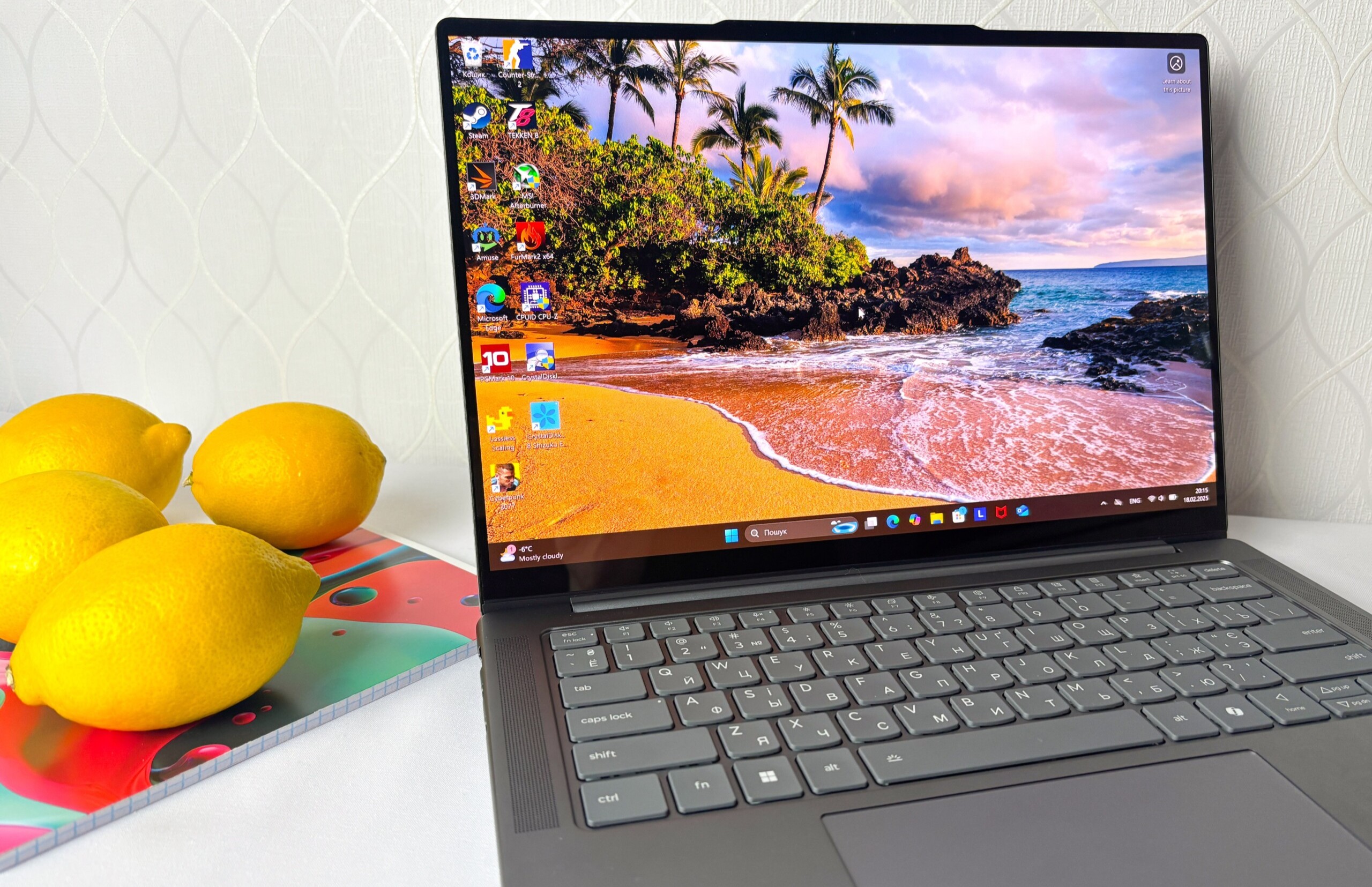 Đánh giá Lenovo Yoga Pro 7 14ASP9: Màn hình OLED 120Hz "bùng nổ" màu sắc, hiệu năng AI vượt trội 46 Lenovo Yoga Pro 7 14ASP9 38
