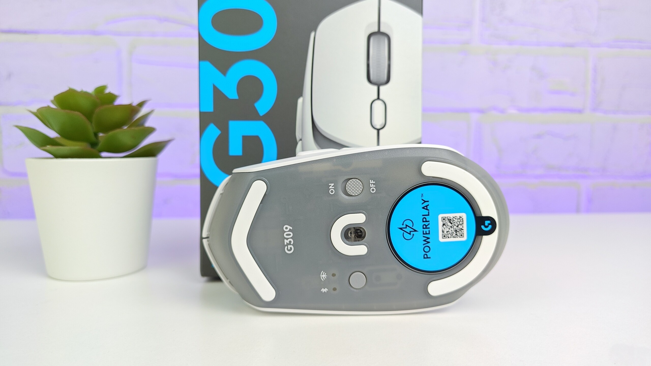 Đánh giá Logitech G309 Lightspeed: Chuột gaming không dây với cảm biến hàng đầu và switch hybrid 32 Logitech G309 Lightspeed 14