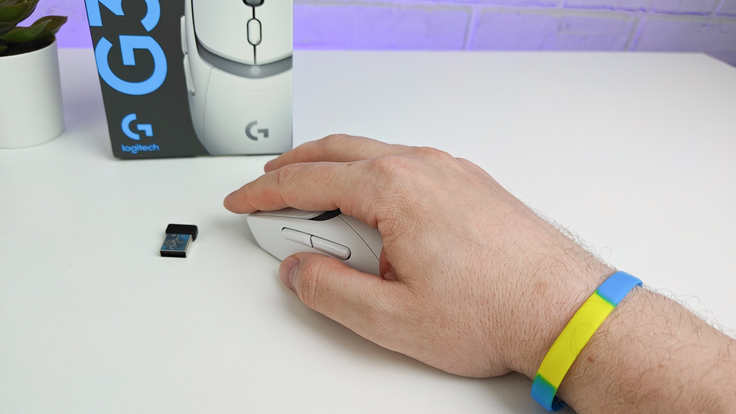 Đánh giá Logitech G309 Lightspeed: Chuột gaming không dây với cảm biến hàng đầu và switch hybrid 43 Logitech G309 Lightspeed 3