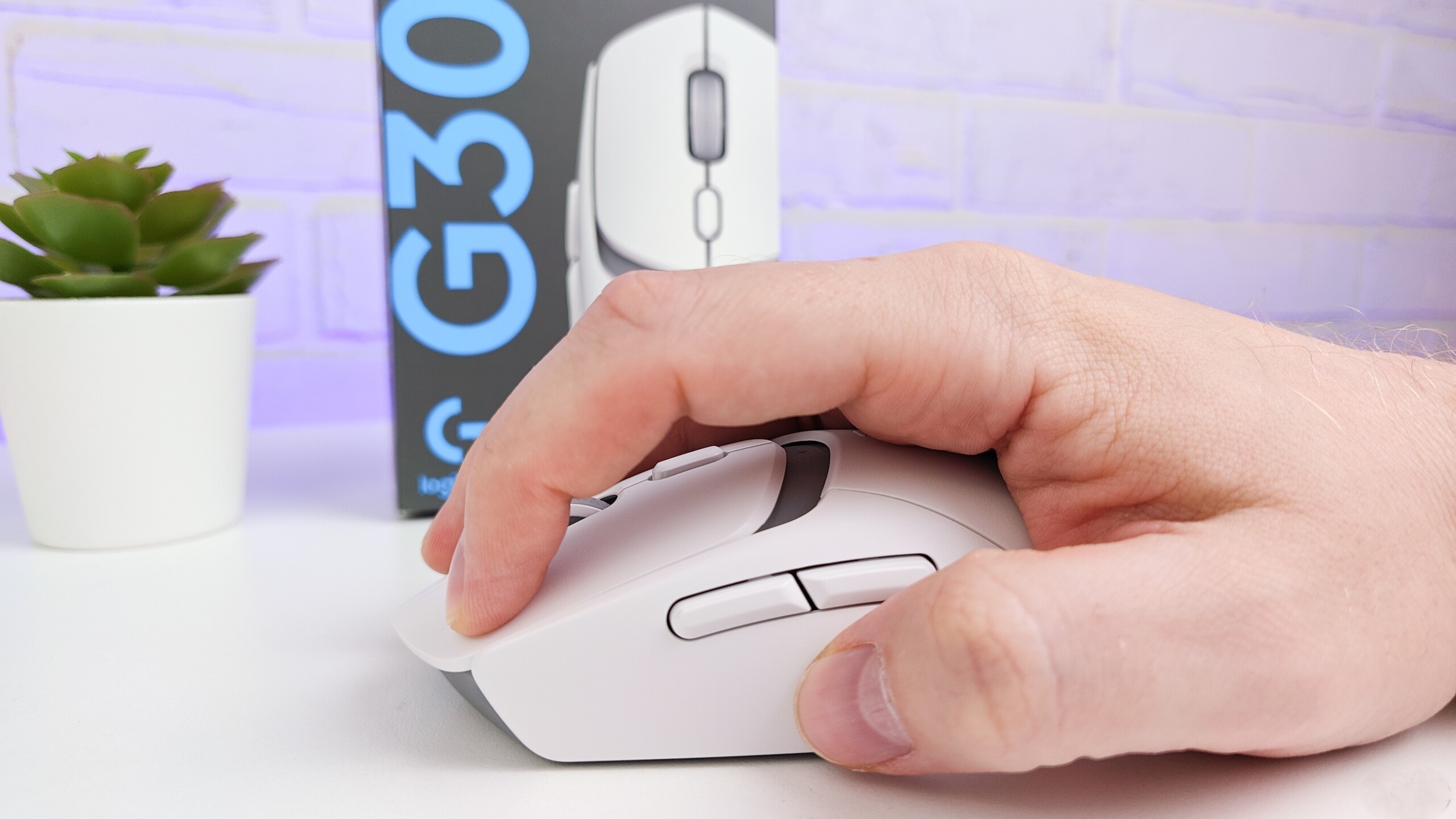 Đánh giá Logitech G309 Lightspeed: Chuột gaming không dây với cảm biến hàng đầu và switch hybrid 41 Logitech G309 Lightspeed 5