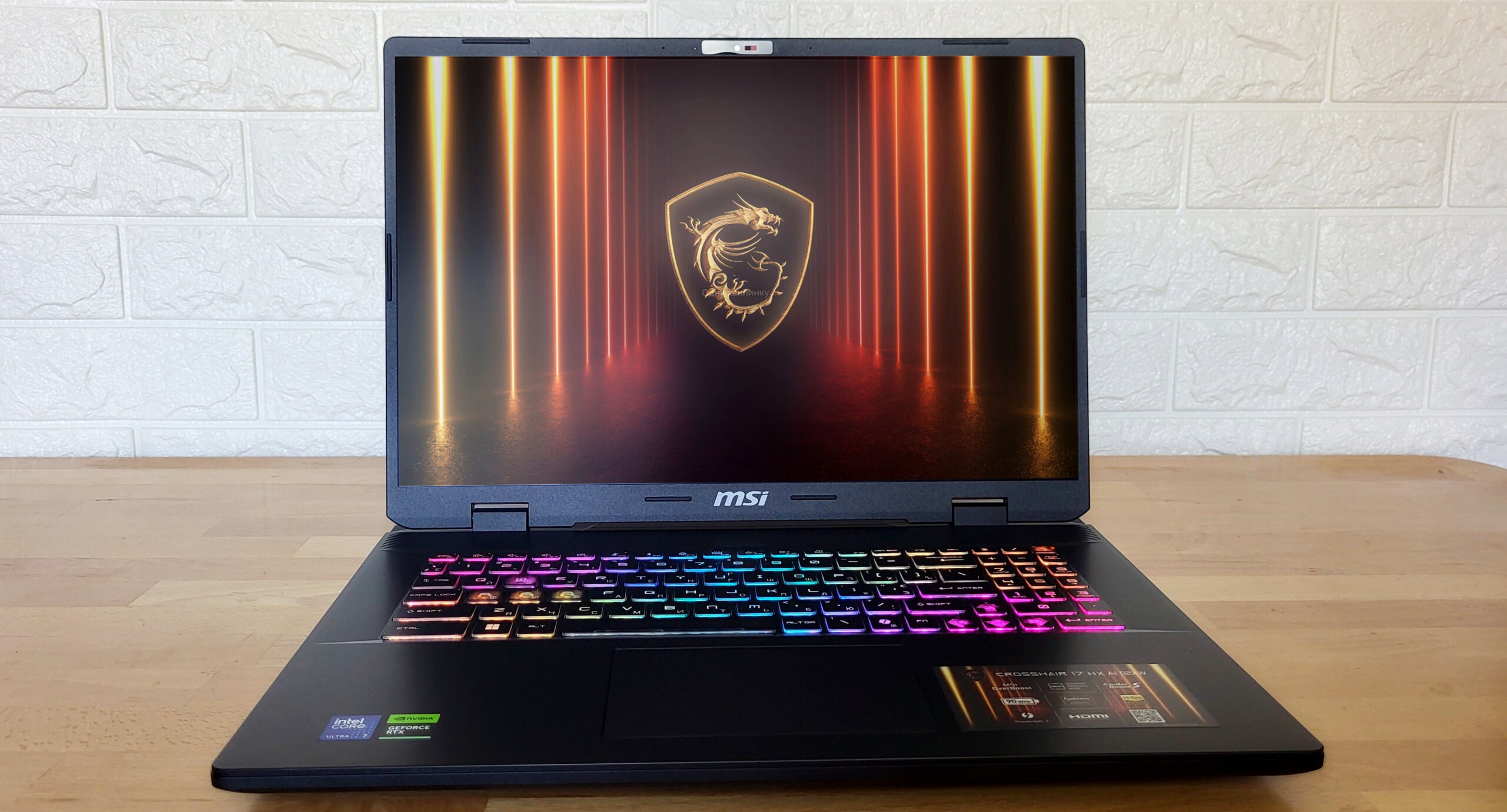 Đánh giá MSI Crosshair 17 HX AI (D2XWGKG): Chiếc laptop gaming 17 Inch hoàn hảo cho game thủ hiện đại 33 MSI Crosshair 17 HX AI D2XWGKG 27