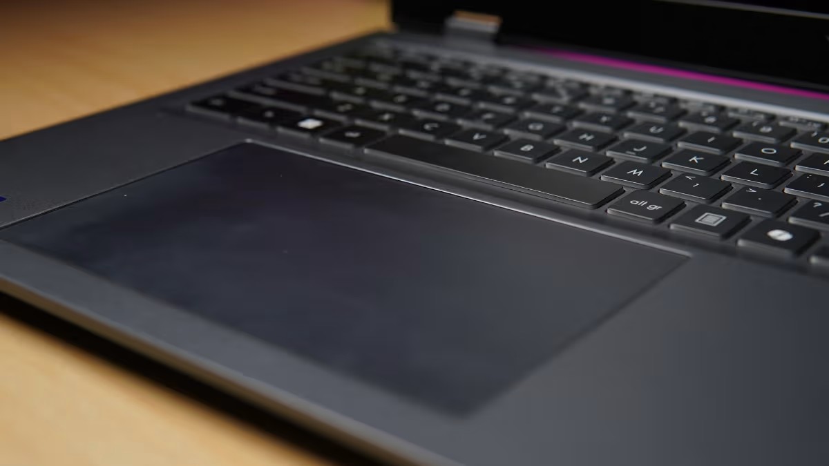 Đánh giá MSI Prestige 16 AI Evo (Intel Core Ultra 9 285H): Lựa chọn hoàn hảo cho nhà sáng tạo và doanh nhân 48 MSI Prestige 16 AI Evo 3