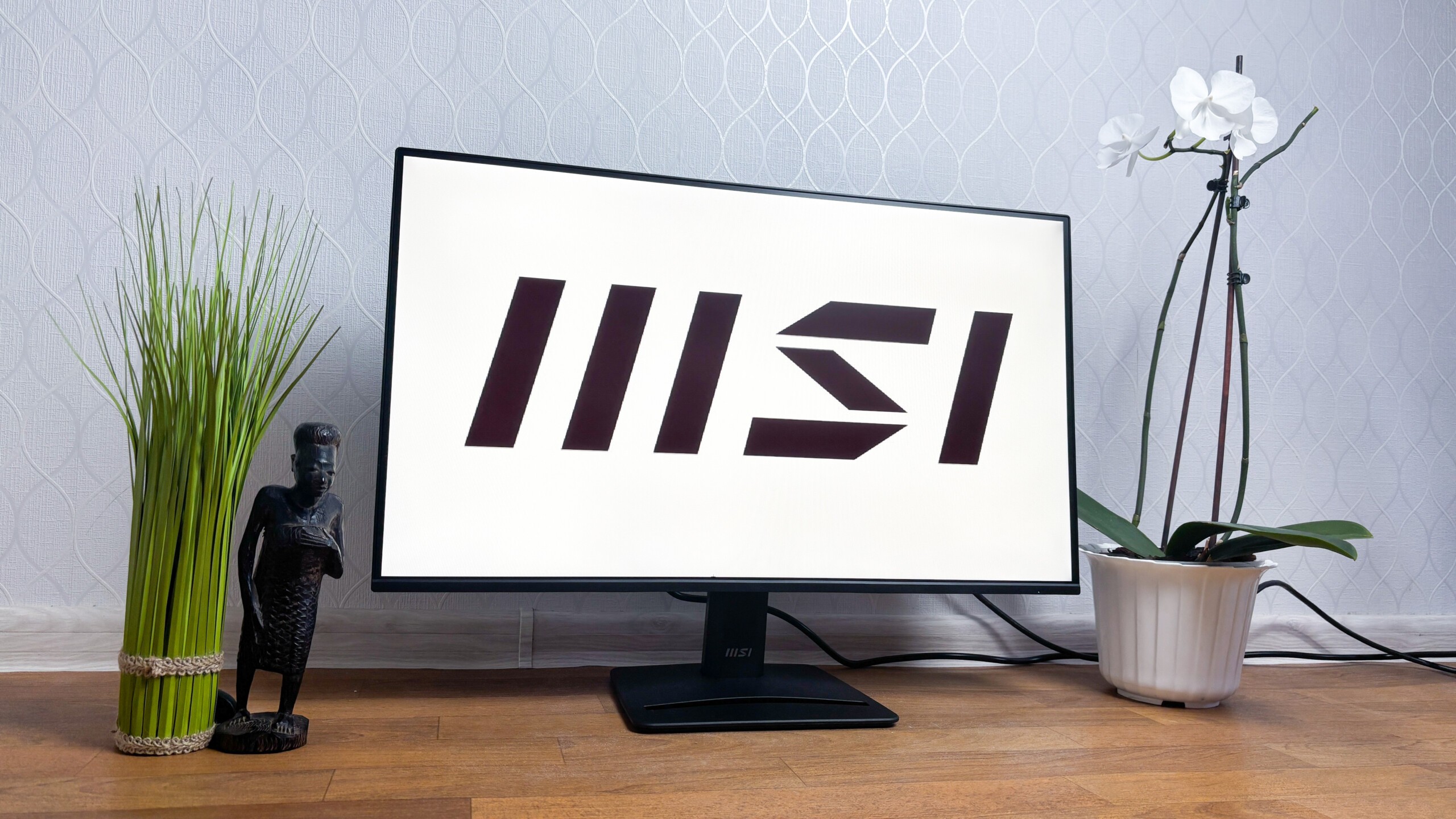 Đánh giá MSI Pro MP275 E2: Màn hình "ngon-bổ-rẻ" 120Hz cho dân văn phòng và giải trí nhẹ! 17 MSI Pro MP275 E2 8