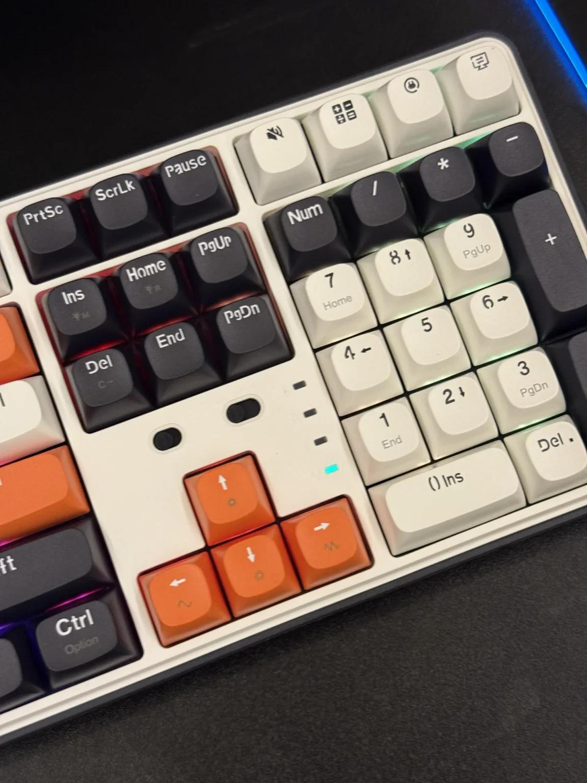 Redragon Wyvern K689 Pro 3