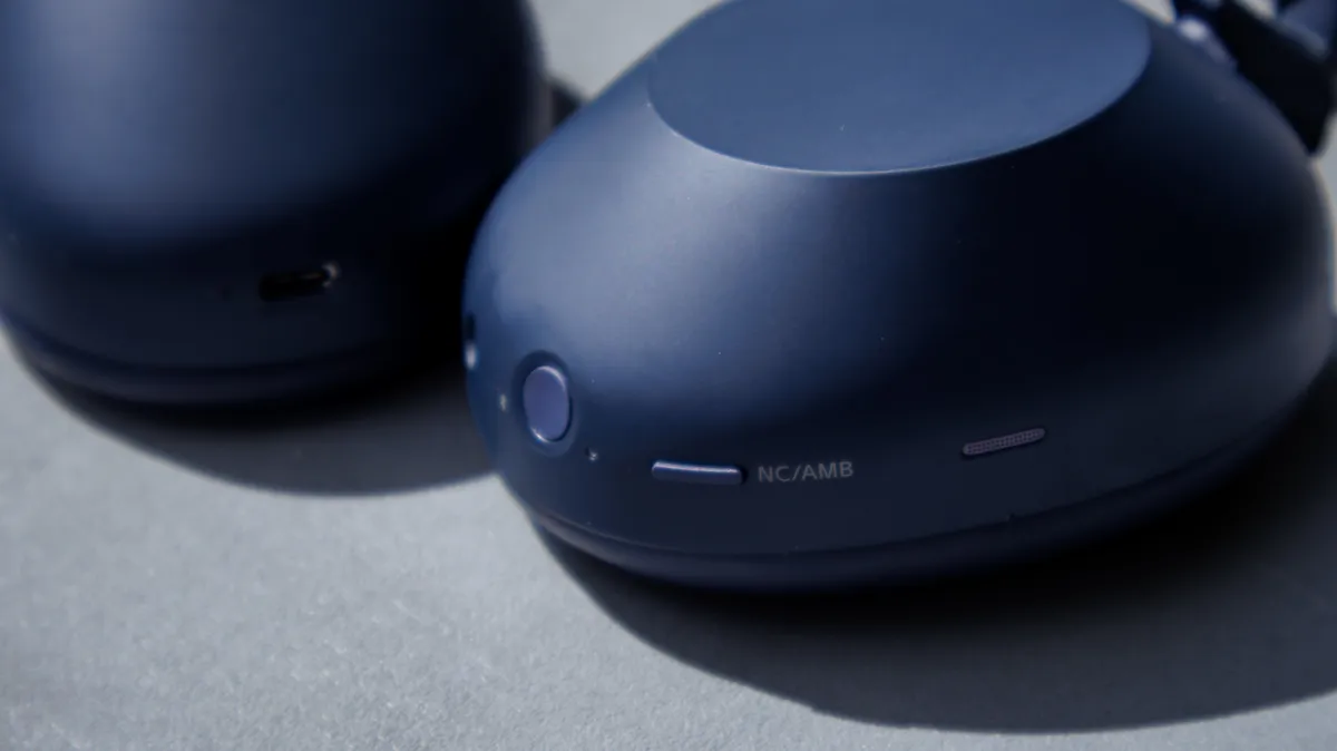 Sony WH 1000XM6 so voi WH 1000XM5 7