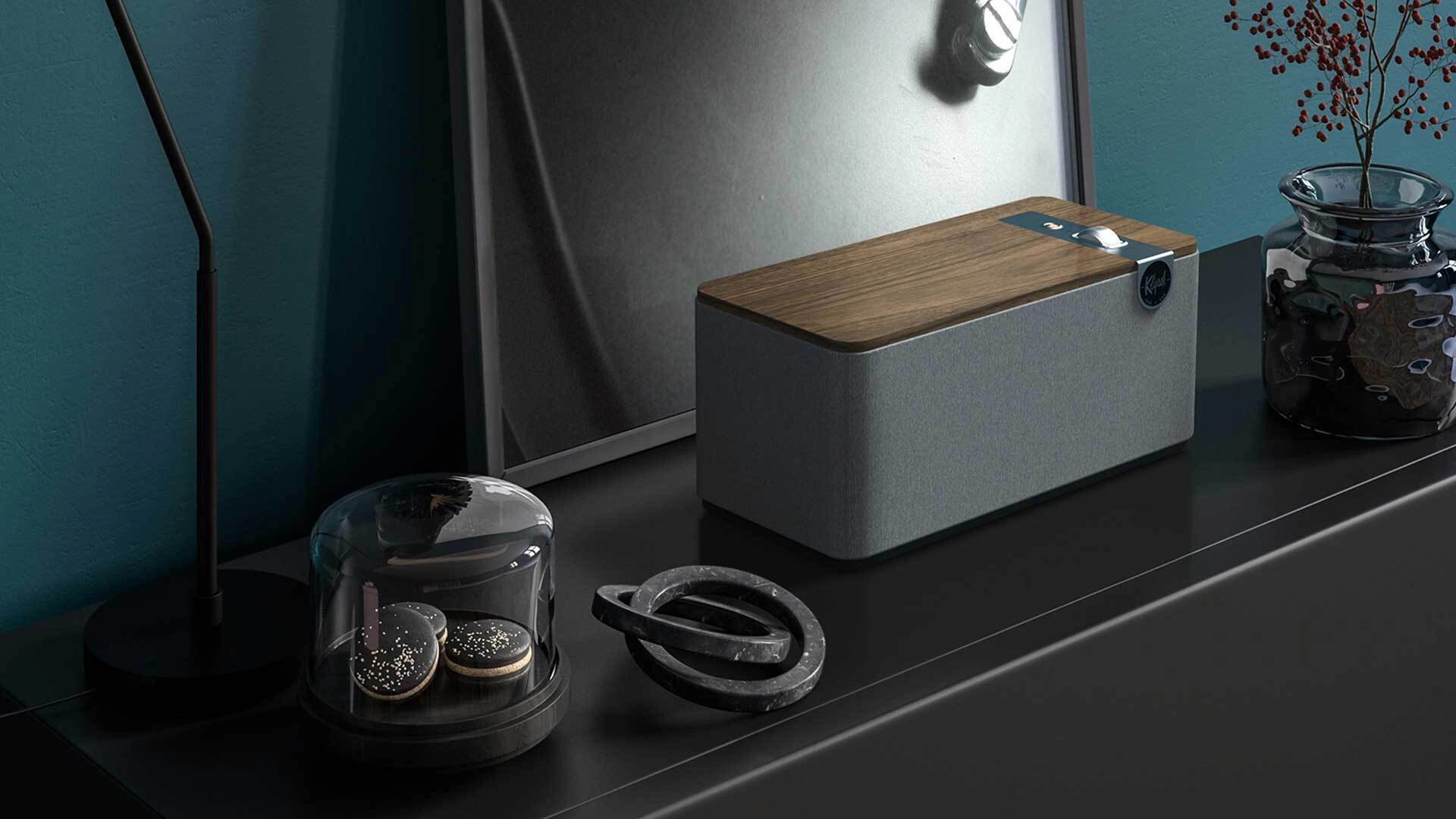 Khám phá Klipsch The One Plus: Loa Bluetooth sang trọng với Bass sâu lắng 1 ezgif 2444163f0ff374