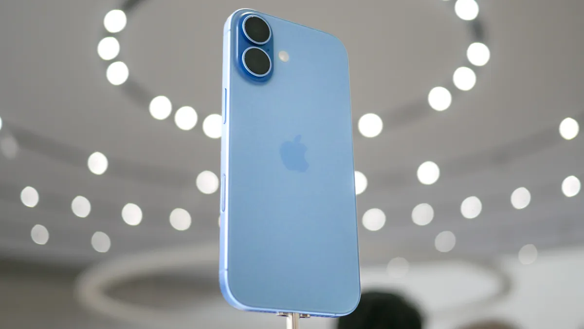 Trải nghiệm thực tế Apple iPhone 17: Đột phá với những nâng cấp tuyệt vời mà tôi hằng ao ước! 15 iPhone 17 8