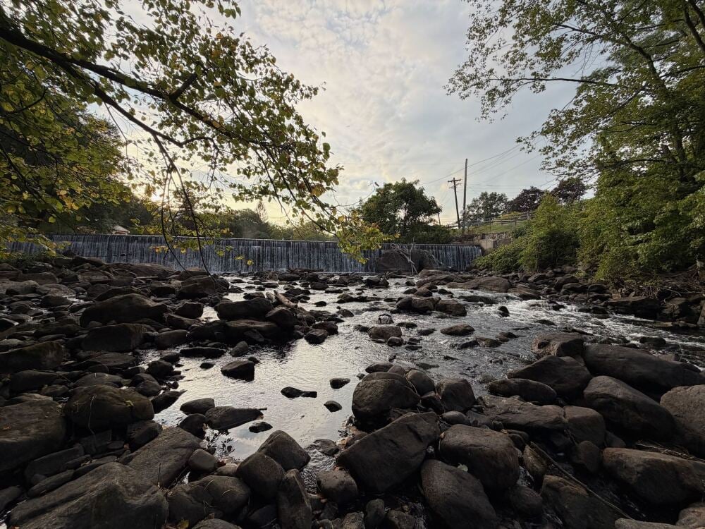 iPhone 17 Pro Max 13