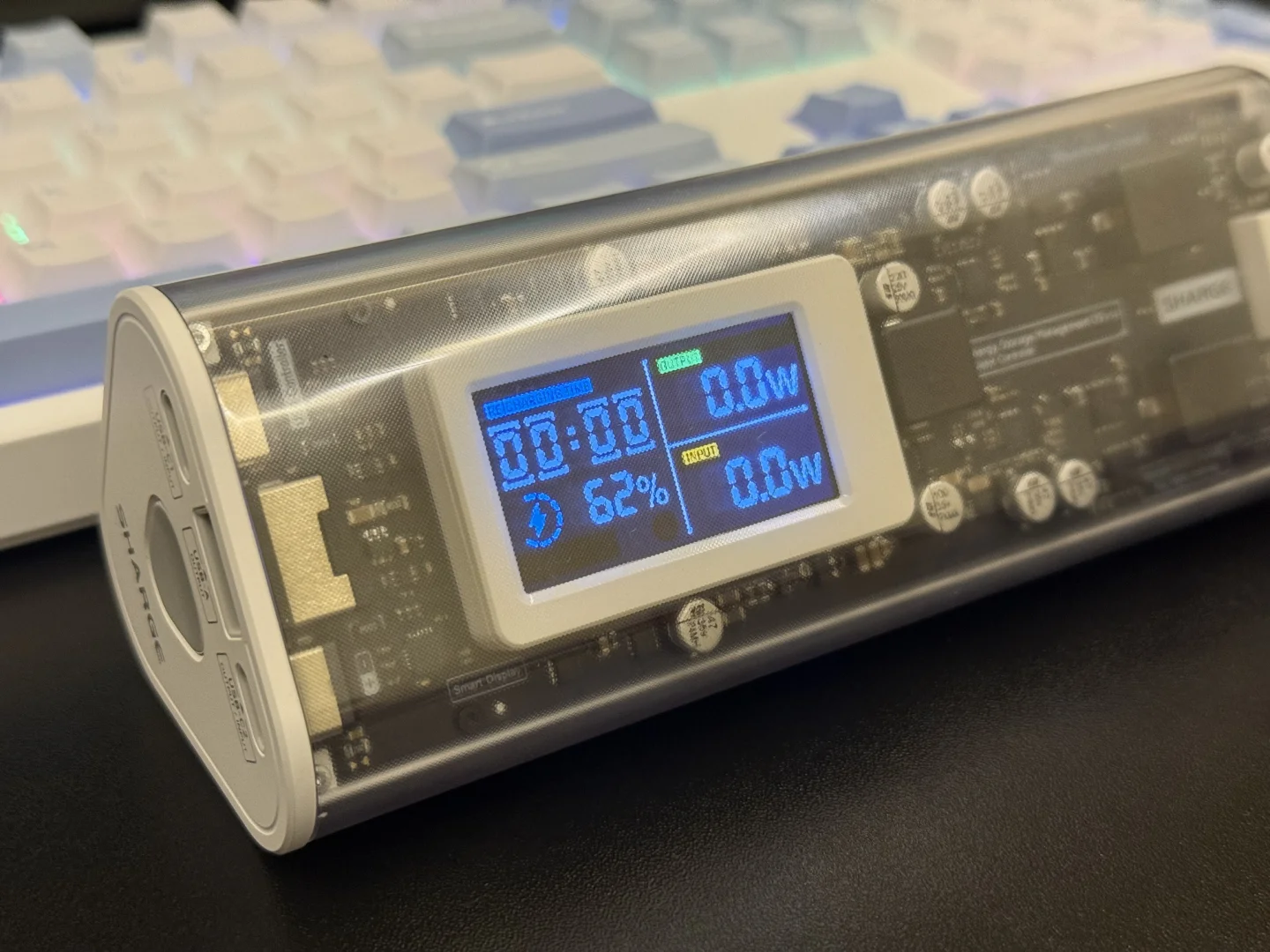 Shargeek 170: Pin dự phòng đỉnh cao với thiết kế tong suốt siêu độc đáo 17 pin du phong Shargeek 170 7