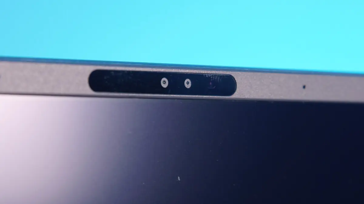 Đánh giá ASUS ROG Strix G16 (2025) G615: Hiệu năng AI cực đỉnh và pin dài lâu là lựa chọn hoàn hảo cho game thủ chuyên nghiệp 40 ASUS ROG Strix G16 2046 G615