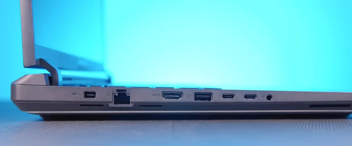 Đánh giá ASUS ROG Strix G16 (2025) G615: Hiệu năng AI cực đỉnh và pin dài lâu là lựa chọn hoàn hảo cho game thủ chuyên nghiệp 34 ASUS ROG Strix G16 2052 G615 e1759662735442