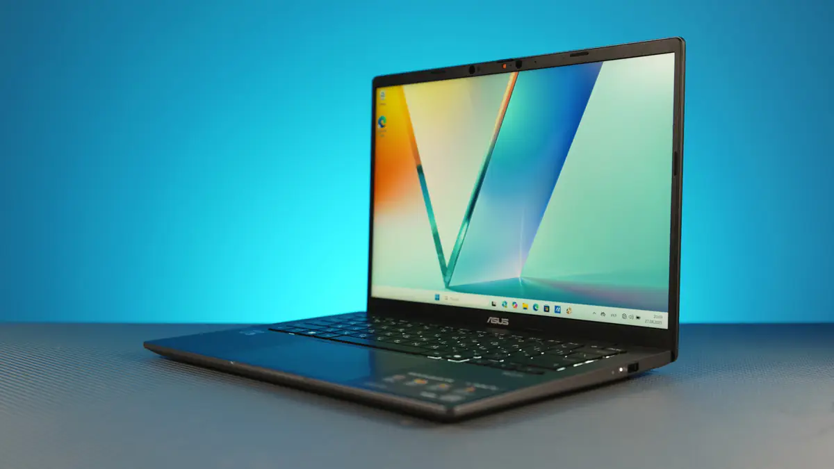 Đánh giá ASUS Vivobook S14 S3407QA: Chiếc laptop đáng xem nhất của Asus trong năm với chip Snapdragon mới 39 ASUS Vivobook S14 S3407QA 1