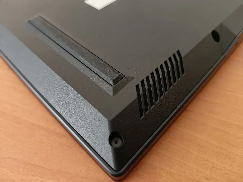 Đánh giá Acer Predator Helios Neo 18 AI PH18-72: Liệu chiếc laptop này có phải là "thiên đường" cho game thủ? 86 Acer Predator Helios Neo 18 AI PH18 72 29