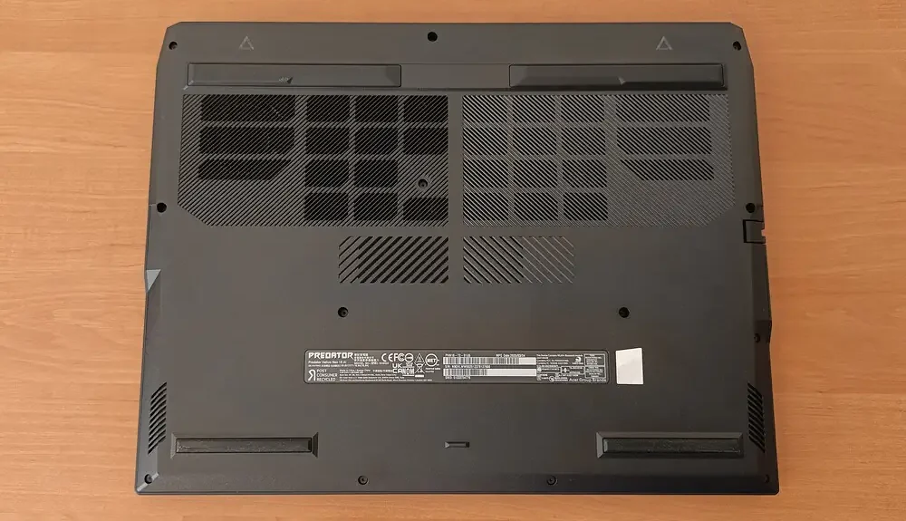 Đánh giá Acer Predator Helios Neo 18 AI PH18-72: Liệu chiếc laptop này có phải là "thiên đường" cho game thủ? 71 Acer Predator Helios Neo 18 AI PH18 72 44 e1760011140213