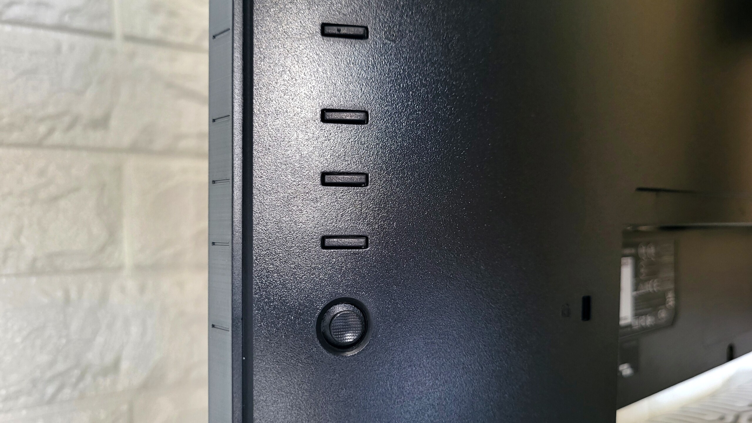 Đánh giá Acer Predator XB273U V3bmiiprx: Màn hình gaming đỉnh cao với độ phân giải 2K, trải nghiệm 180Hz sống động 28 Acer Predator XB273U V3bmiiprx 16