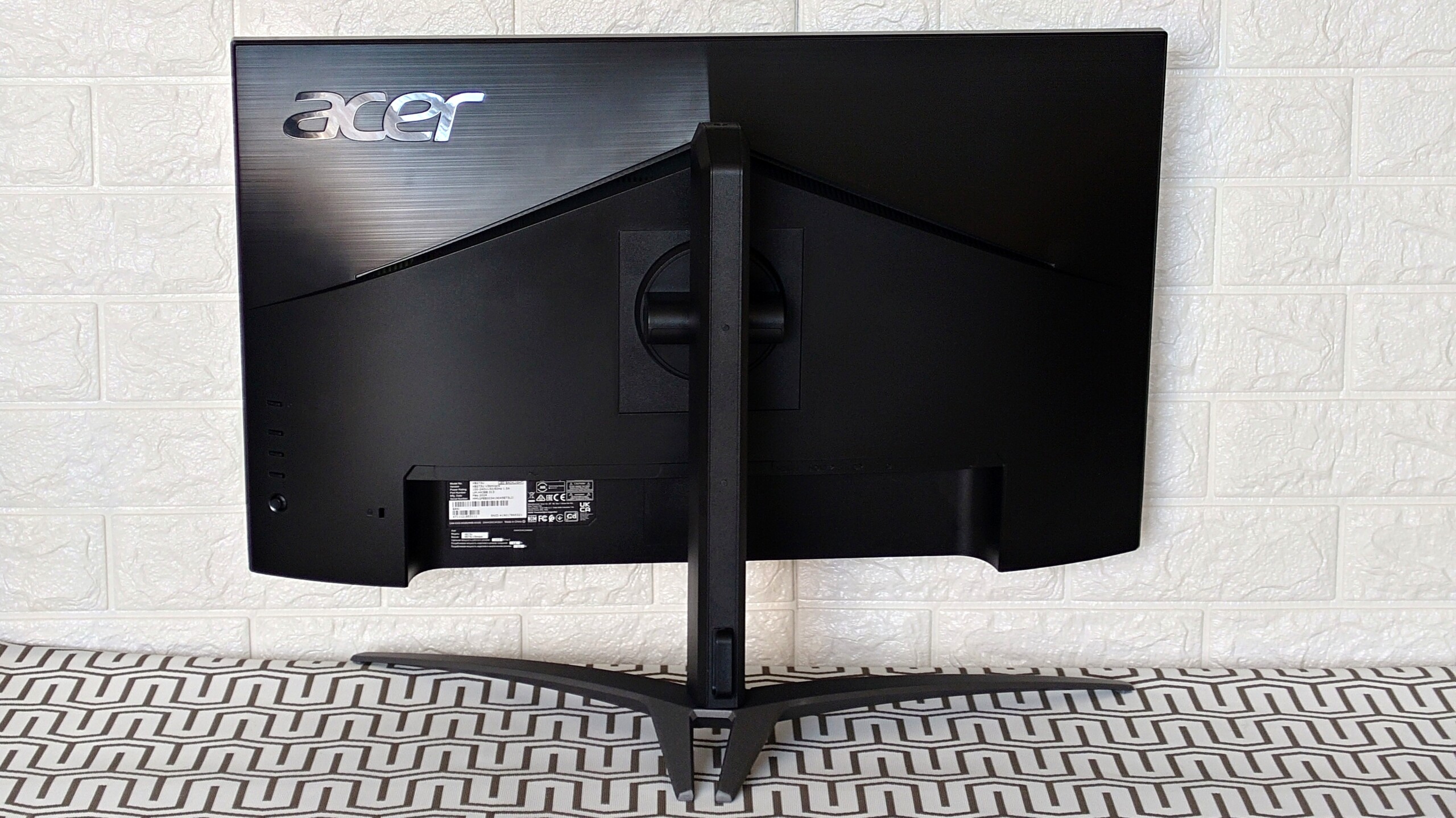 Đánh giá Acer Predator XB273U V3bmiiprx: Màn hình gaming đỉnh cao với độ phân giải 2K, trải nghiệm 180Hz sống động 26 Acer Predator XB273U V3bmiiprx 18