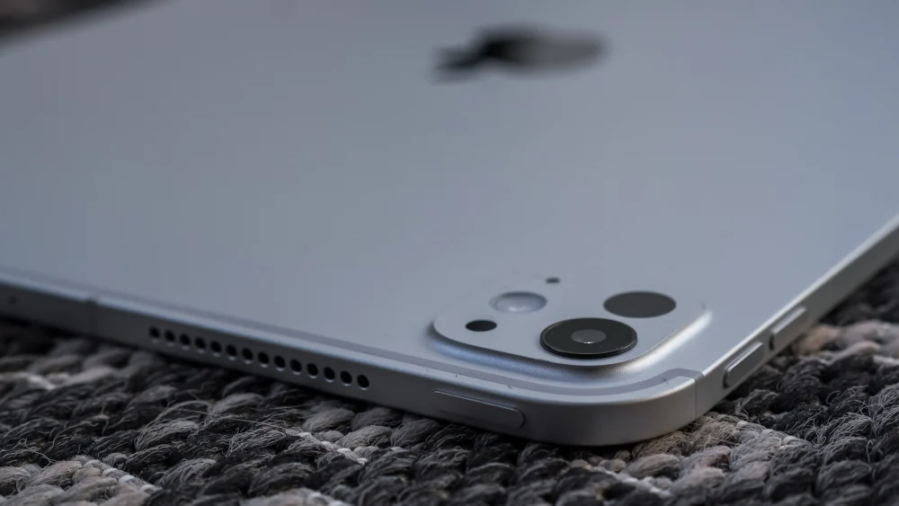 Apple iPad Pro M5 2025 1