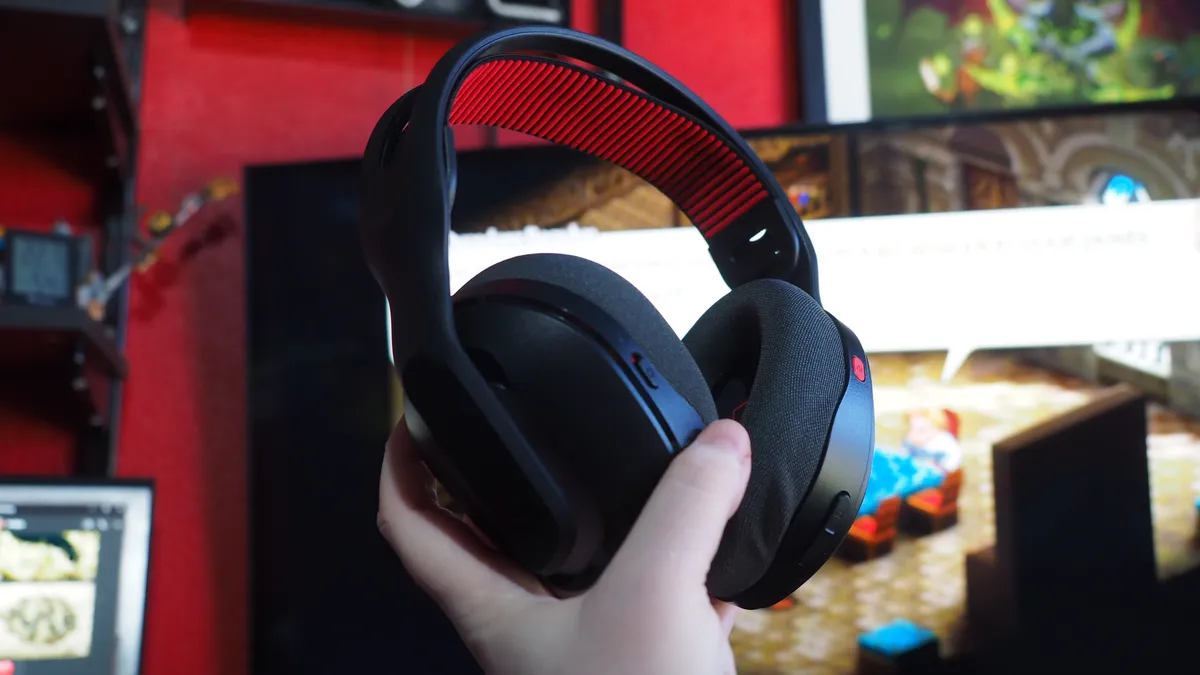 Đánh giá Astro A20 X: Tai nghe gaming không dây đỉnh cao cho Xbox thế hệ mới! 17 Astro A20 X 7