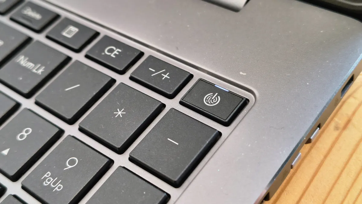 Trải nghiệm Asus ExpertBook P3: Laptop doanh nhân gọn nhẹ, hiệu năng mạnh mẽ 15 Asus ExpertBook P3 4