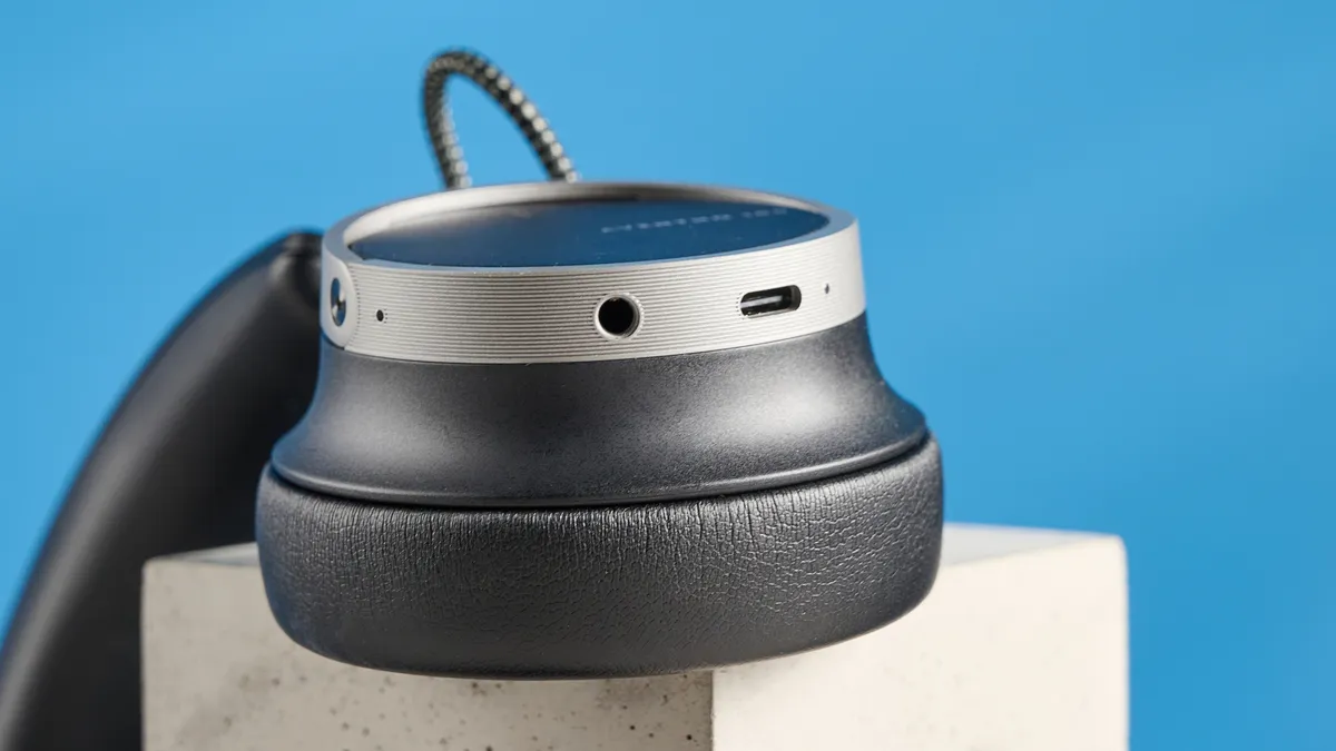 Beyerdynamic Aventho 100 5