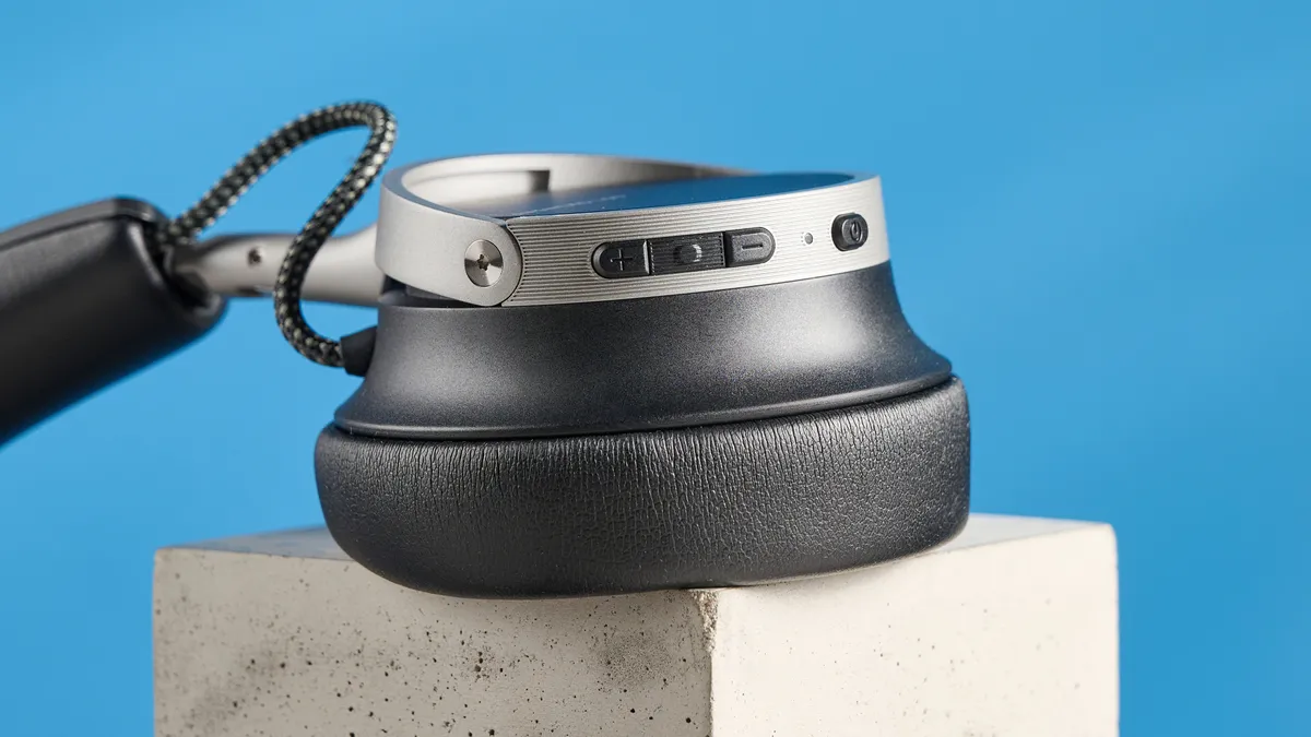 Beyerdynamic Aventho 100 6