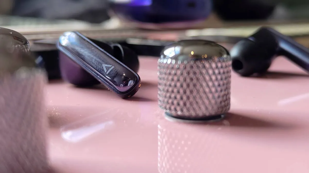 Tai nghe Creative Aurvana Ace 3: Nhỏ mà có võ, pin trâu, chống ồn cực tốt! 15 Creative Aurvana Ace 3 7