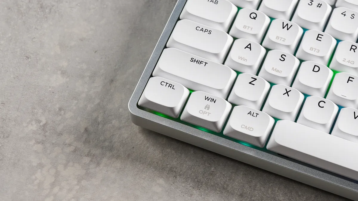 Trải nghiệm bàn phím Epomaker Luma84: Thiết kế tinh tế, trải nghiệm gõ mượt mà đầy cảm hứng! 16 Epomaker Luma84 3