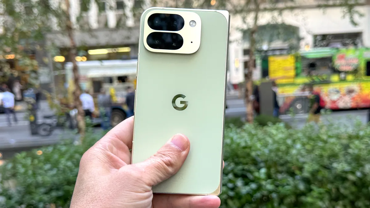Google Pixel 10 Pro Fold 10