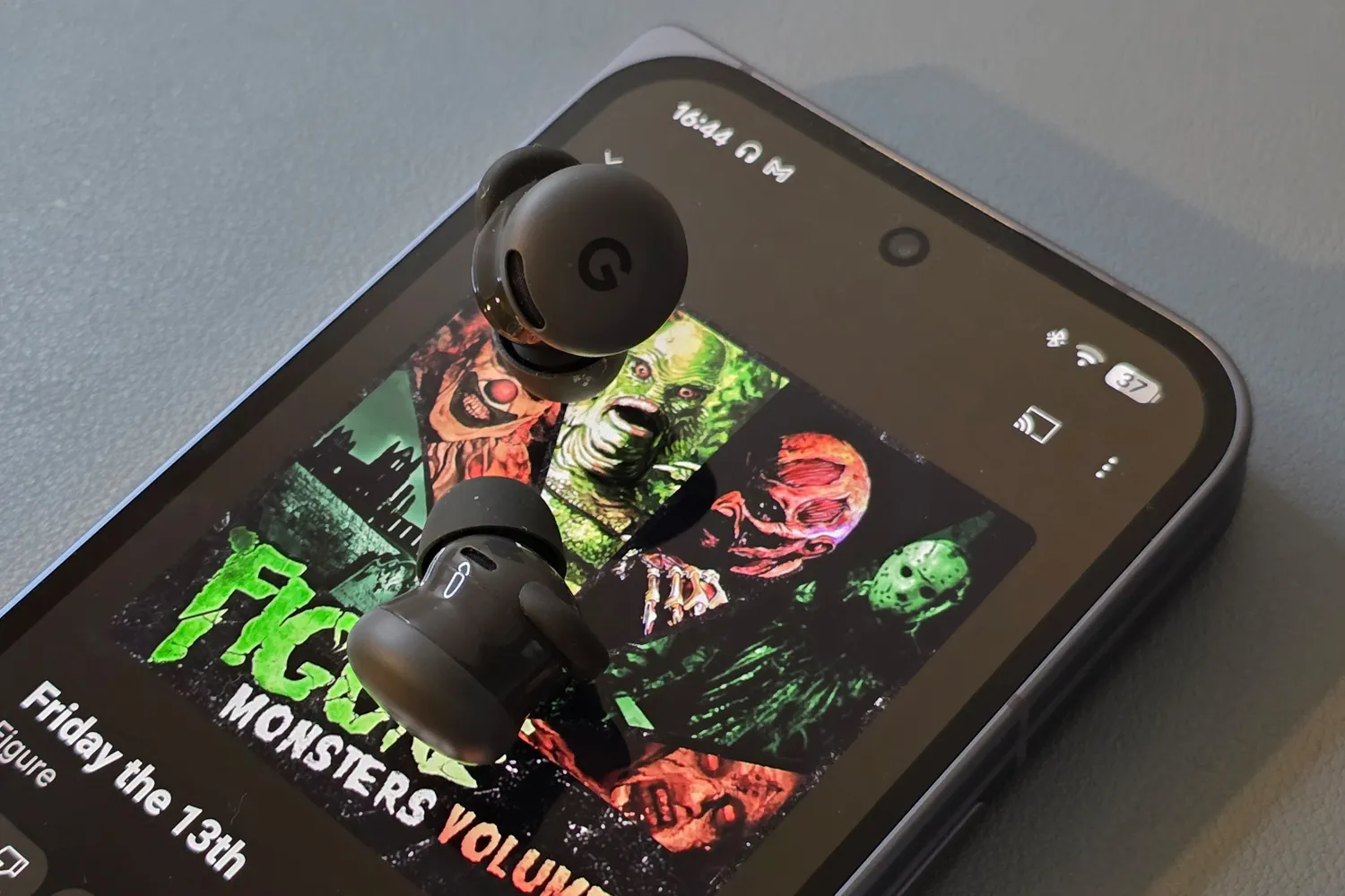 Google Pixel Buds 2a 9