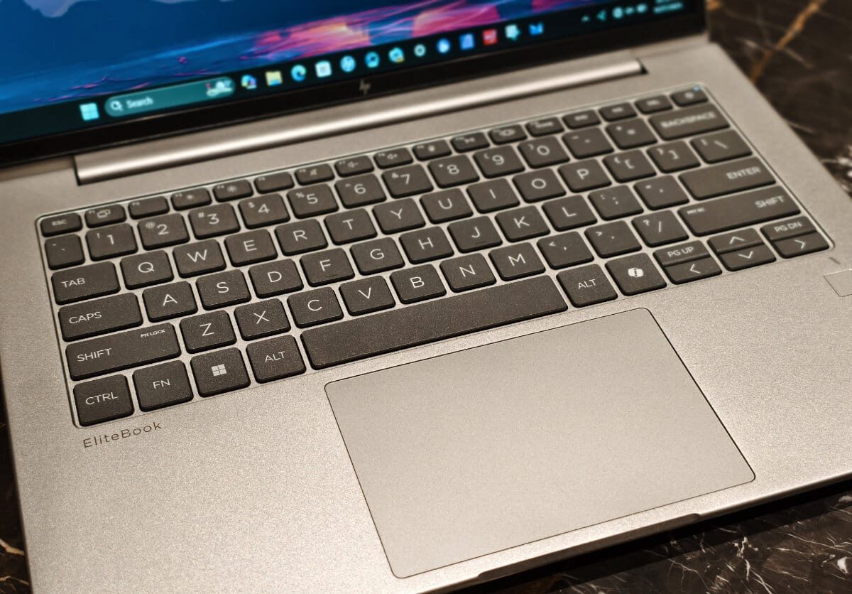 Đánh giá HP EliteBook 6 G1q: Hiệu năng Snapdragon và kết nối HP Go 5G làm nên điều đặc biệt 12 HP EliteBook 6 G1q 2 e1760253705111