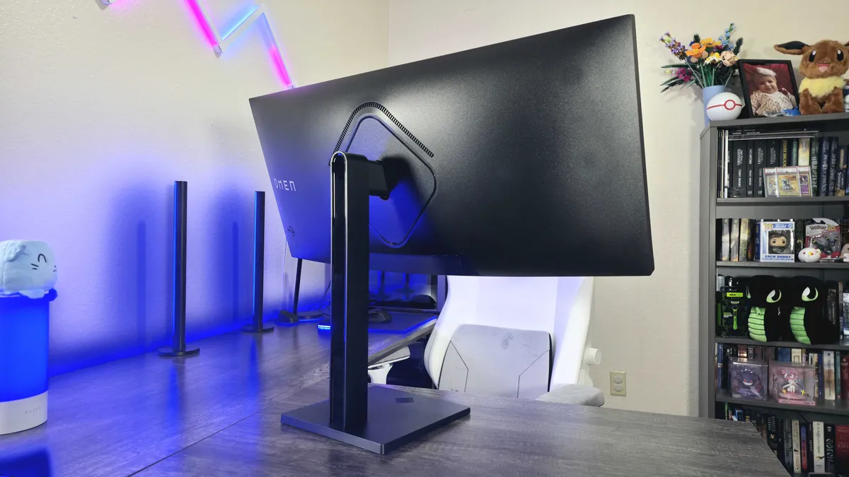 Đánh giá HP OMEN 34c (G2): Màn hình cong siêu chiến binh cho game thủ muốn “hóa rồng”! 13 HP OMEN 34c G2 2