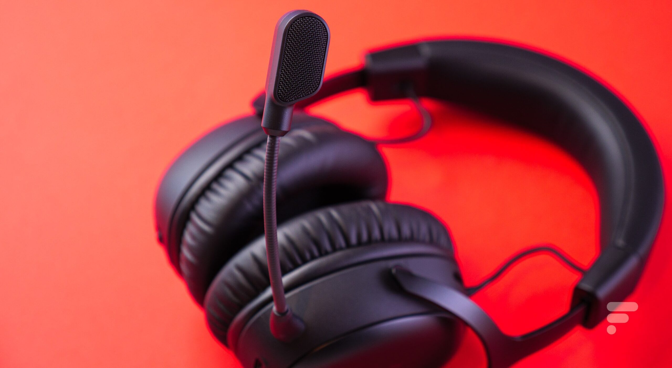 HyperX Cloud III S Wireless10 scaled e1760865910709