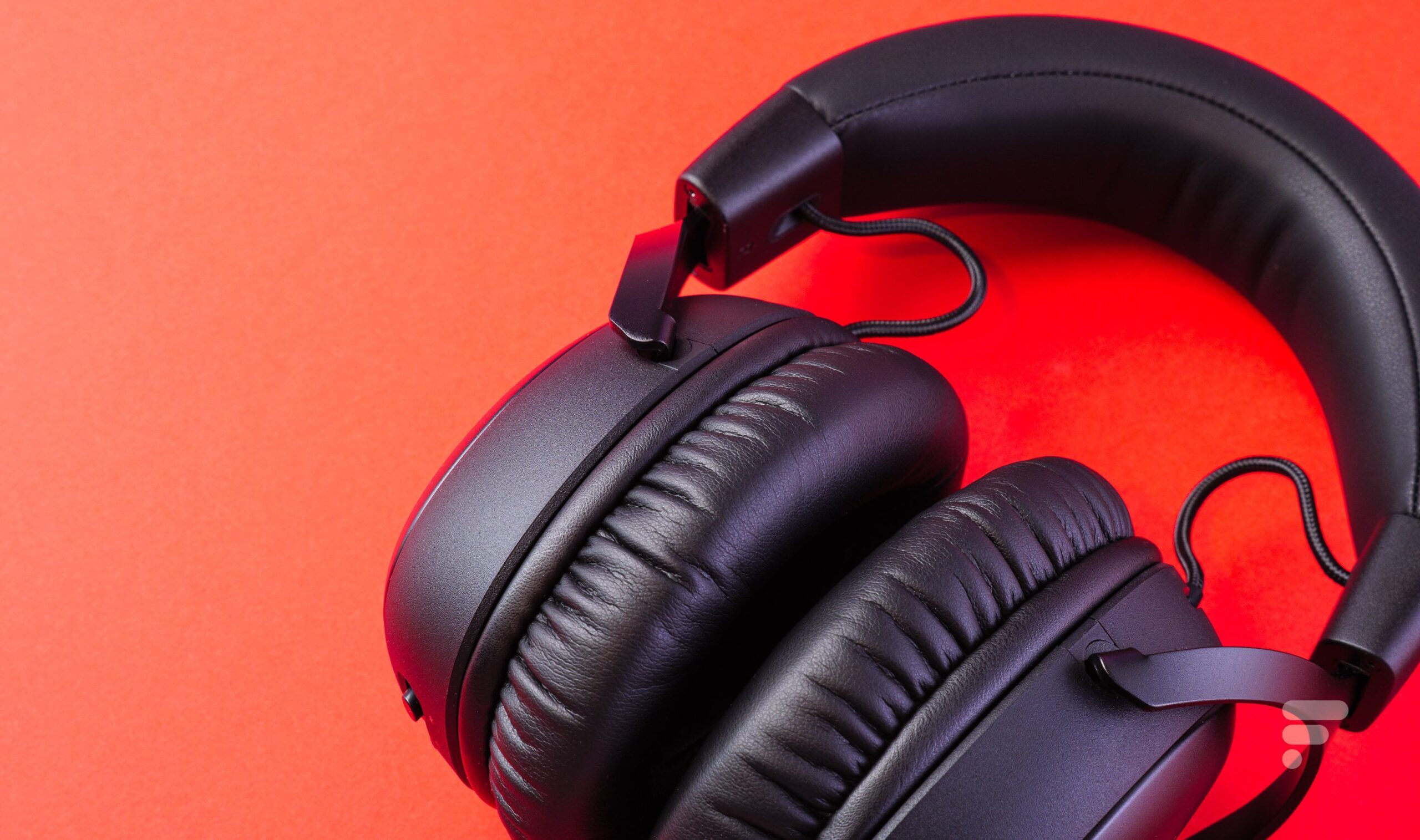 HyperX Cloud III S Wireless13 scaled e1760865842277