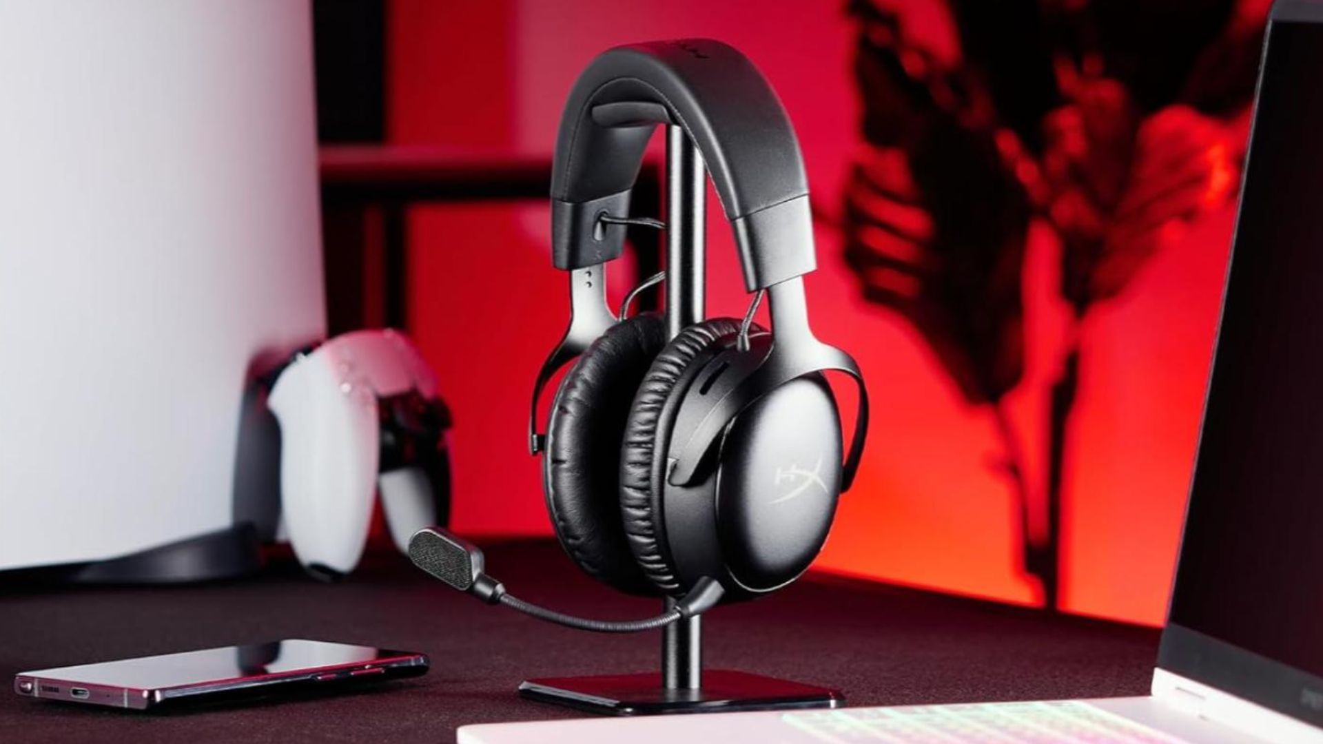 Đánh giá HyperX Cloud III S Wireless: Chiếc tai nghe mang lại âm trường rộng và thoải mái suốt cả ngày dài 1 HyperX Cloud III S Wireless2