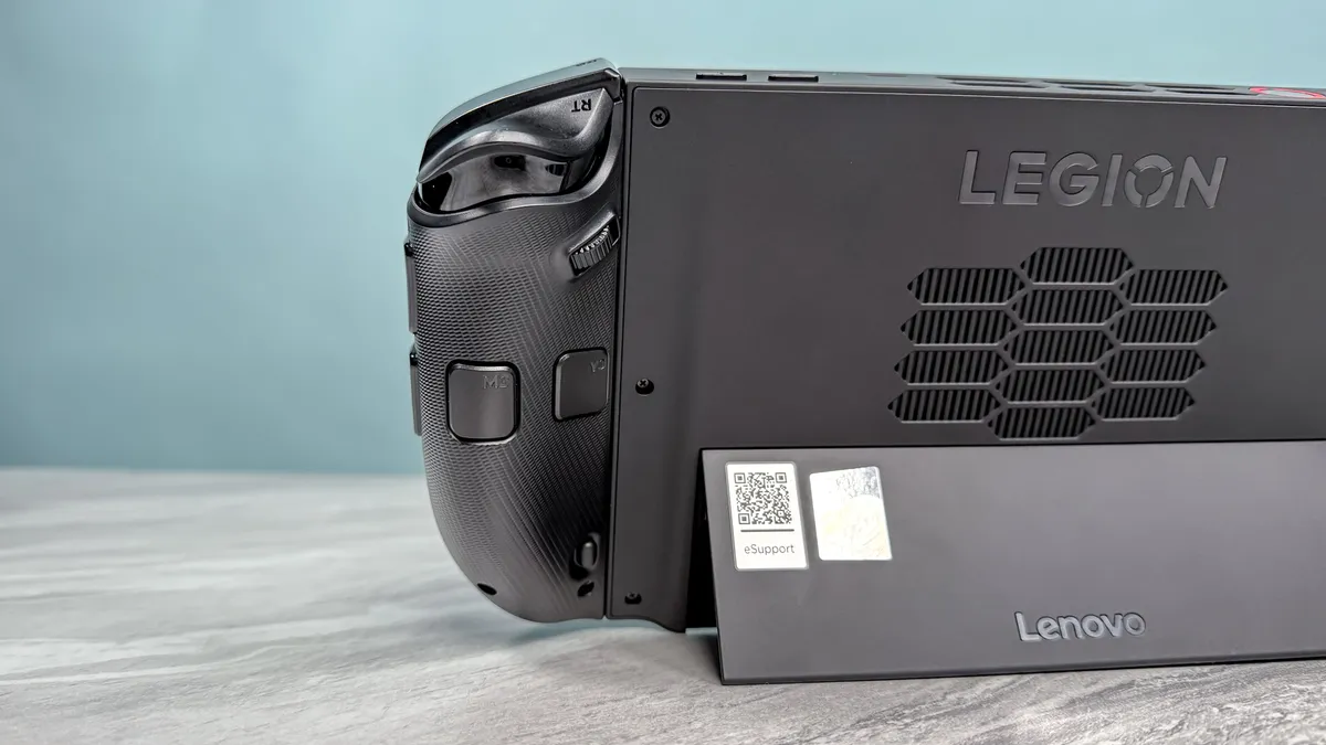 Đánh giá Lenovo Legion Go 2: Một thiết bị cầm tay tuyệt vời nhưng lại bị hạn chế bởi mức giá cao 19 Lenovo Legion Go 2 5
