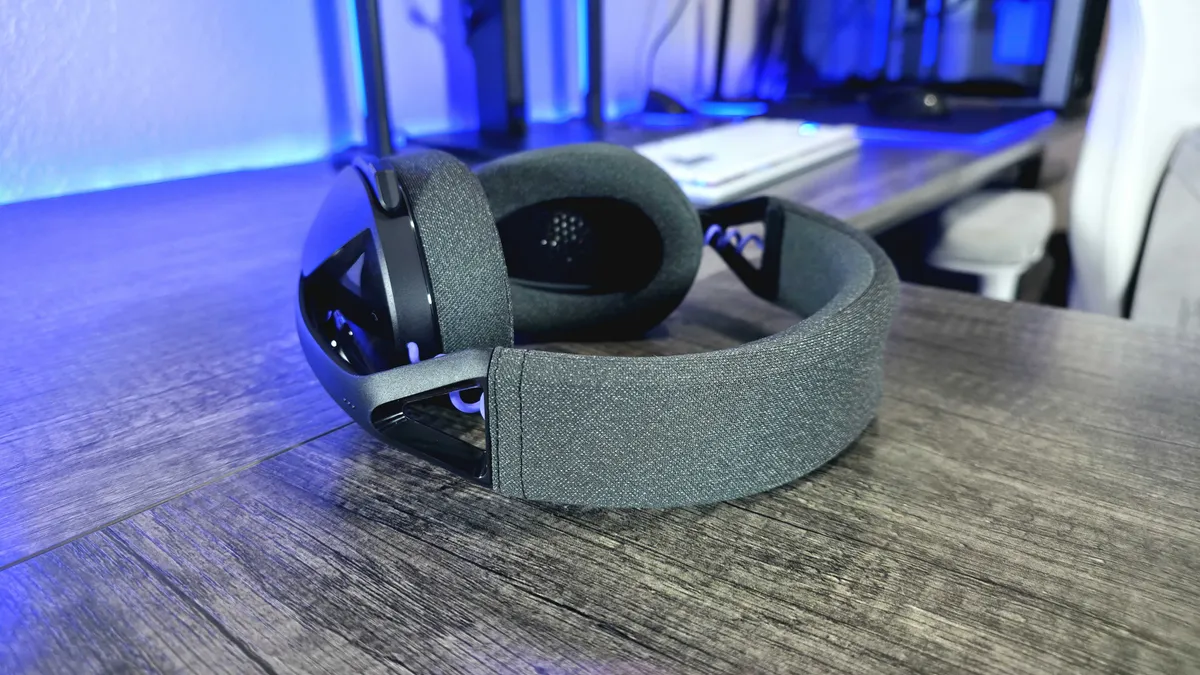 Đánh giá tai nghe Logitech G321 LIGHTSPEED: Chuẩn không dây siêu tốc cho game thủ chuyên nghiệp! 9 Logitech G321 LIGHTSPEED 3