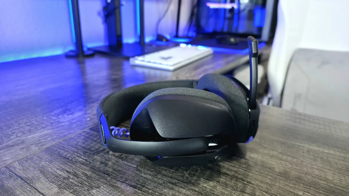 Đánh giá tai nghe Logitech G321 LIGHTSPEED: Chuẩn không dây siêu tốc cho game thủ chuyên nghiệp! 8 Logitech G321 LIGHTSPEED 4