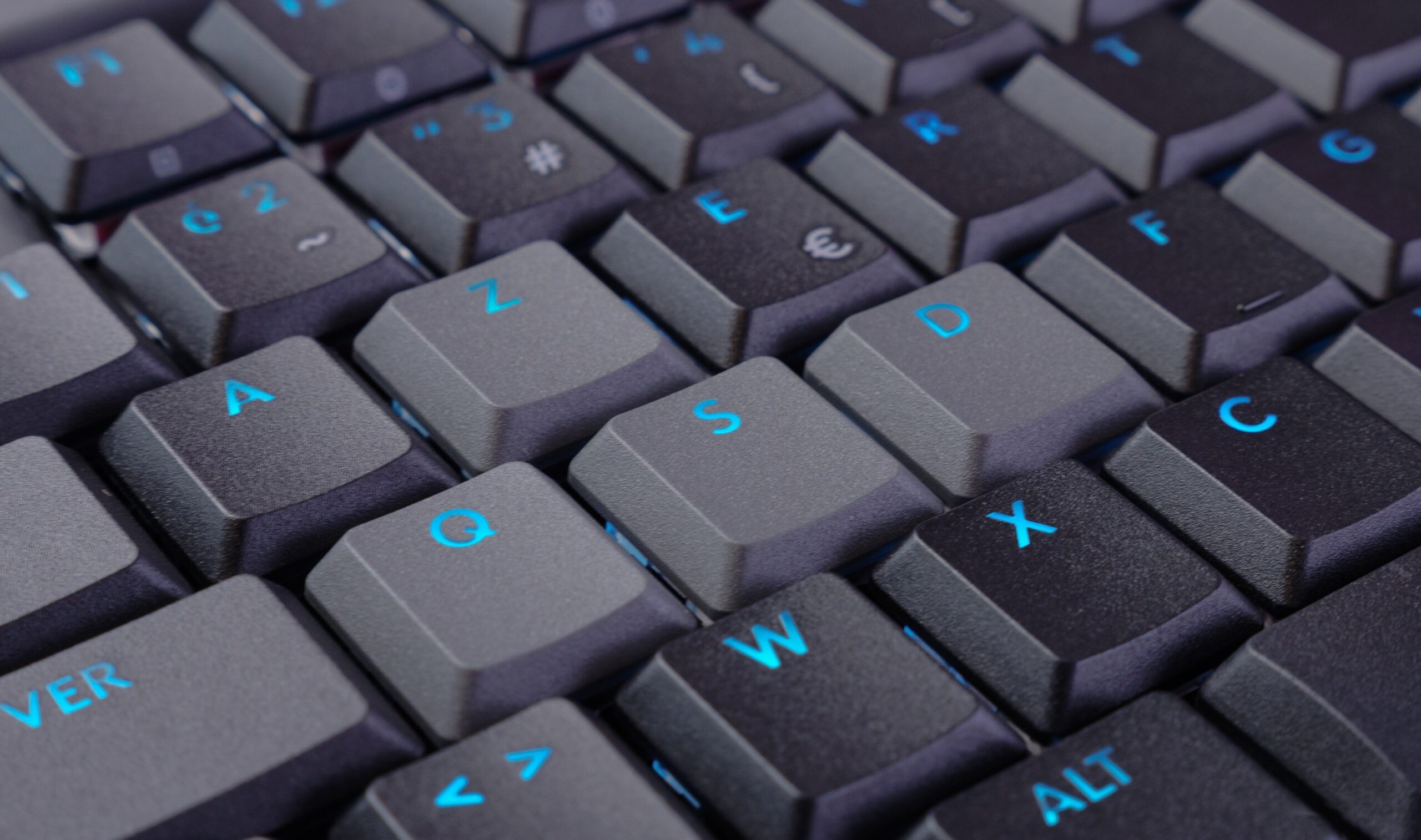 Logitech G515 Rapid TKL 1 scaled