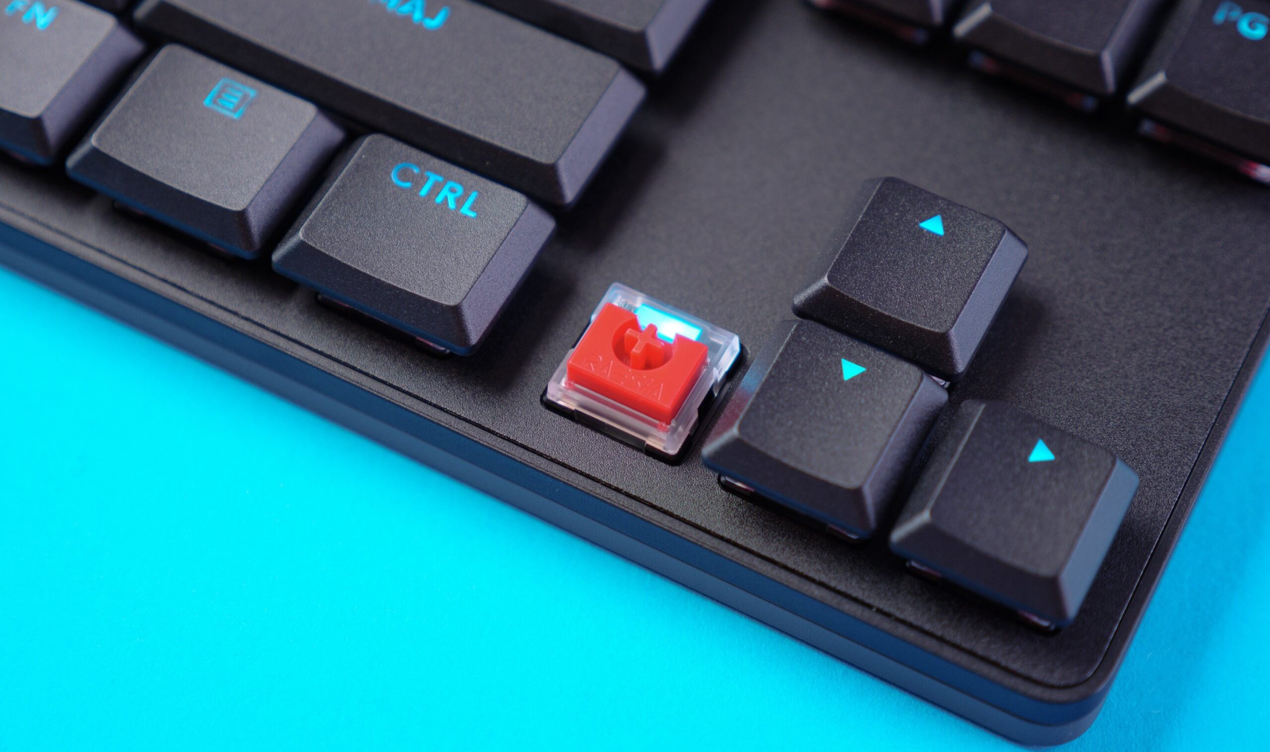 Logitech G515 Rapid TKL 2 scaled