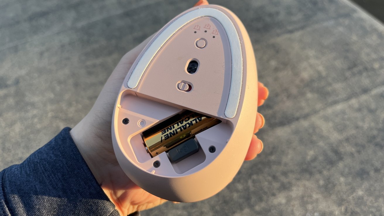 Trải nghiệm Logitech Lift – Chuột công thái học nhỏ gọn cho dân văn phòng hiện đại 13 Logitech Lift 6